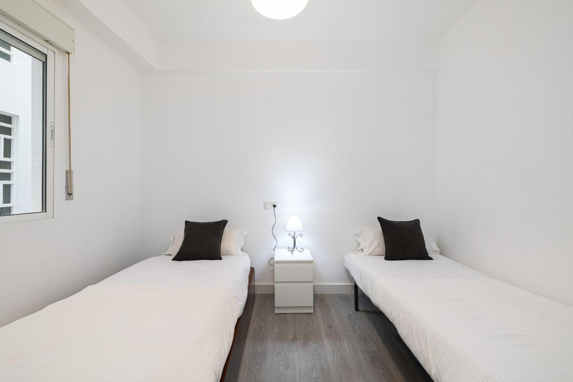 Apartment H2m Marmoles 3 & 2 Banos Con Balcon Malaga